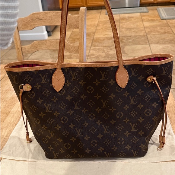 Louis Vuitton Handbags - Louis Vuitton Neverfull MM 
 Brown Monogram Tote with Pink Interior